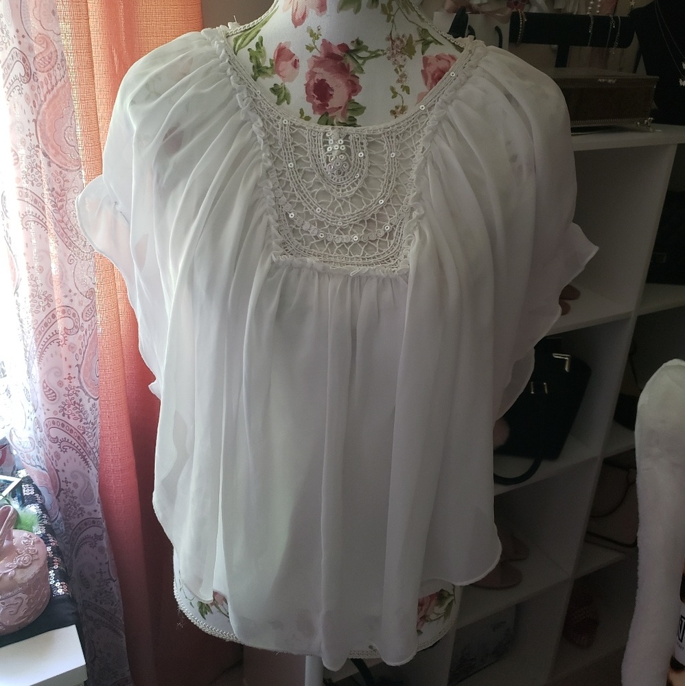 White butterfly top XL